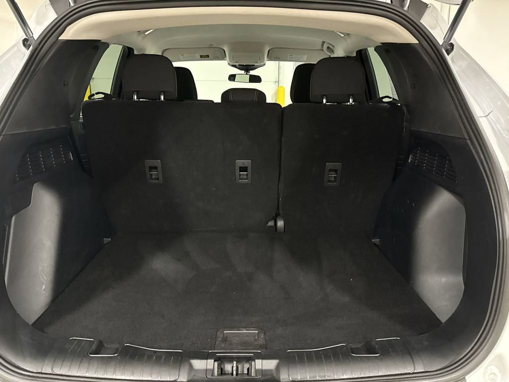 Used 2025 Ford Escape Active AWD/4WD image 23