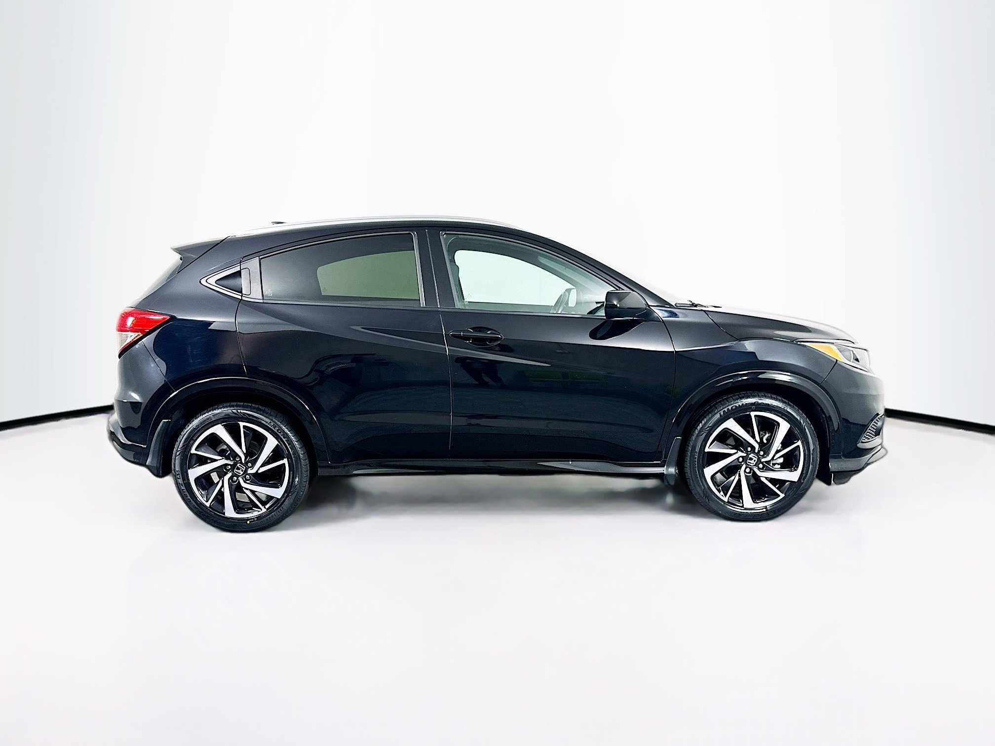 Used 2019 Honda HR-V Sport image 10