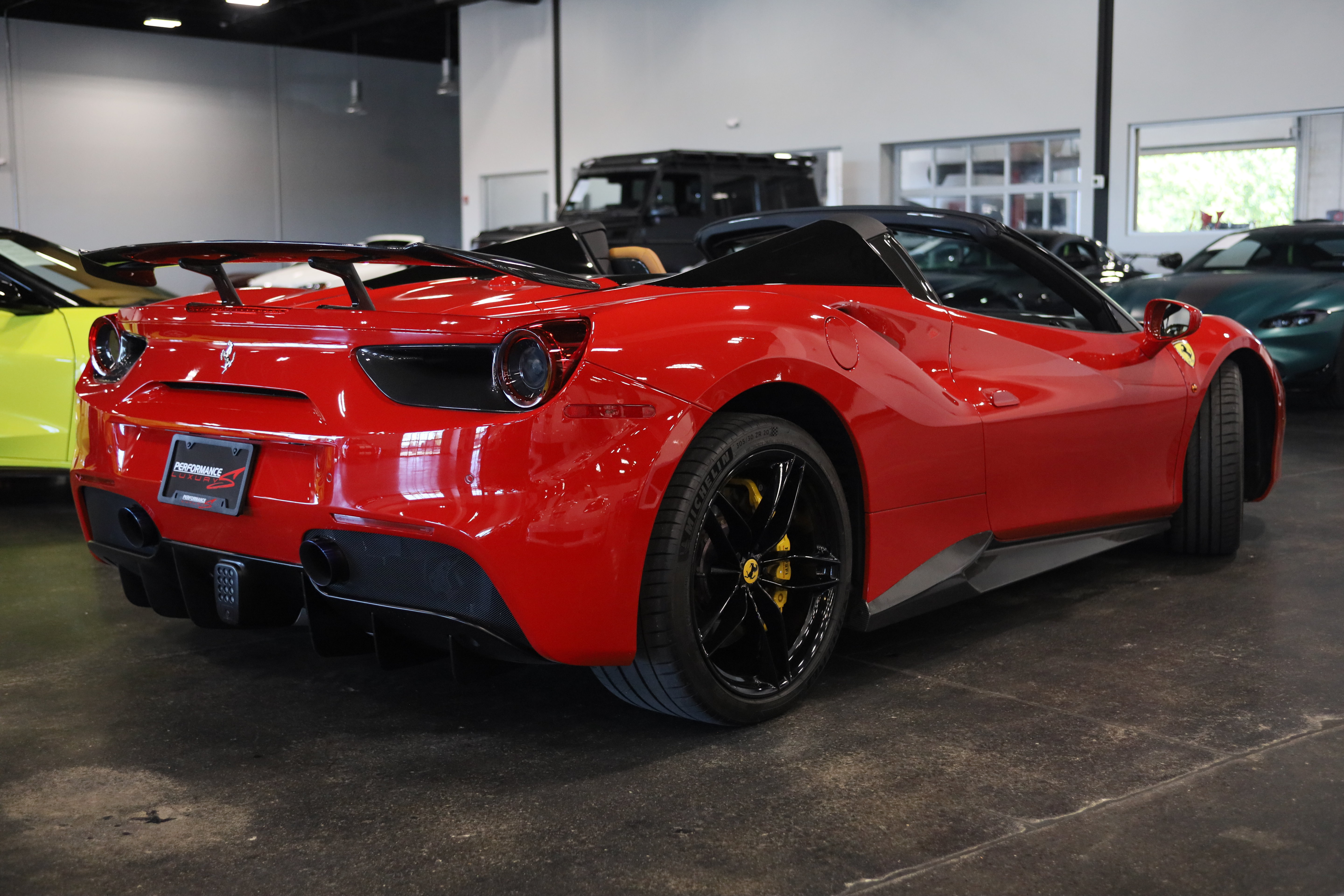 Used 2019 Ferrari 488 Spider RWD image 6