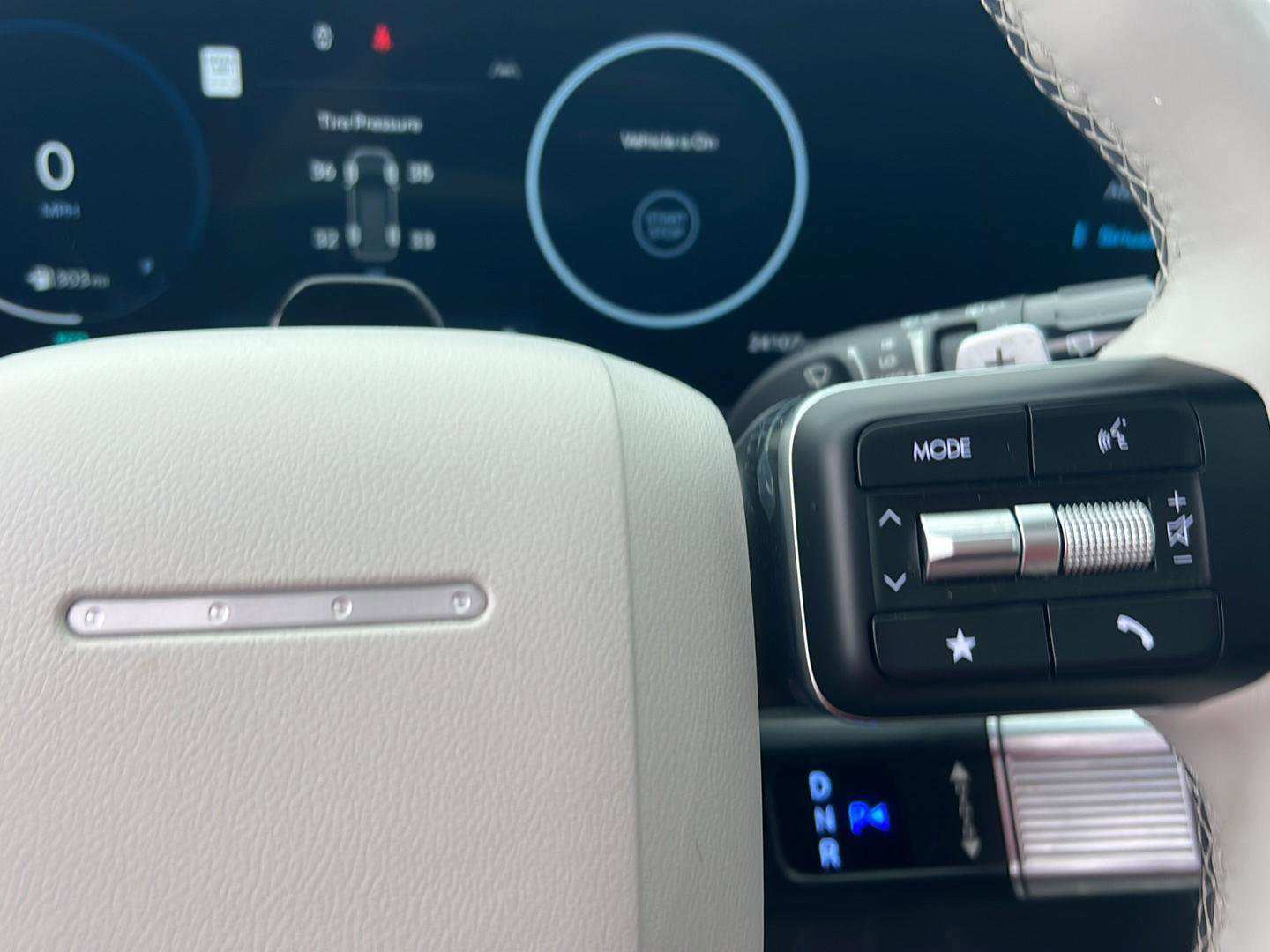 Used 2024 Hyundai Santa Fe Calligraphy image 23