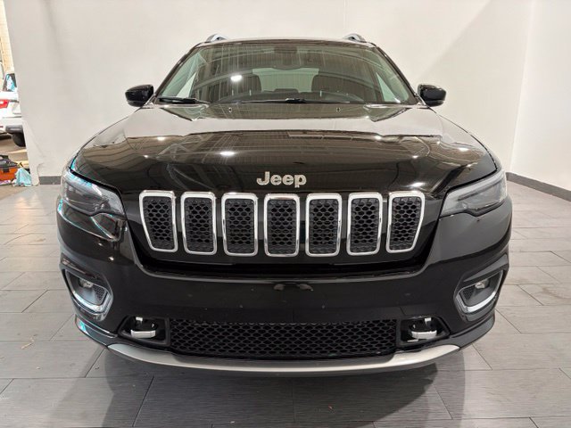 Used 2019 Jeep Cherokee Overland AWD/4WD image 8
