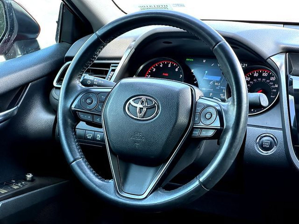 Certified 2022 Toyota Camry XSE FWD image 30