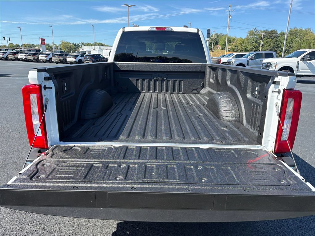 New 2027 Ford F350 XLT AWD/4WD image 9