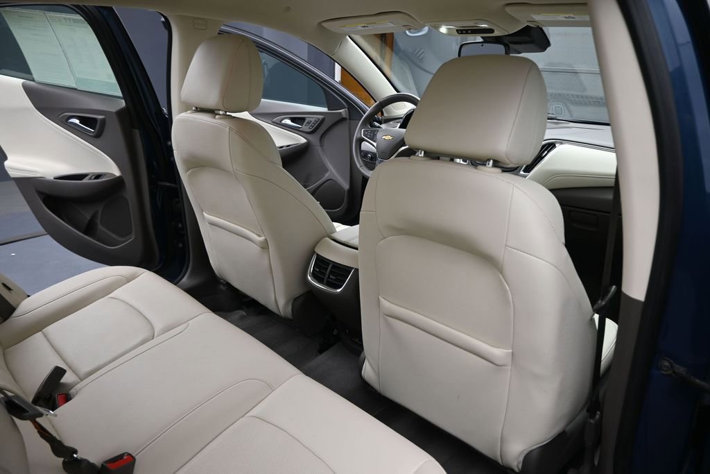 Used 2024 Chevrolet Malibu LT FWD image 29