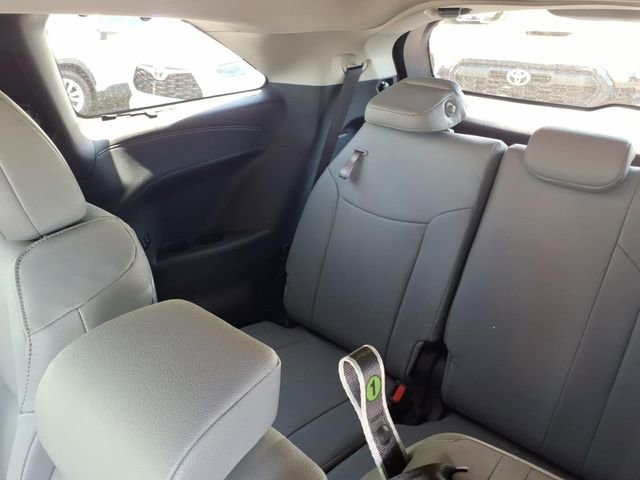 New 2026 Toyota Sienna XLE image 7