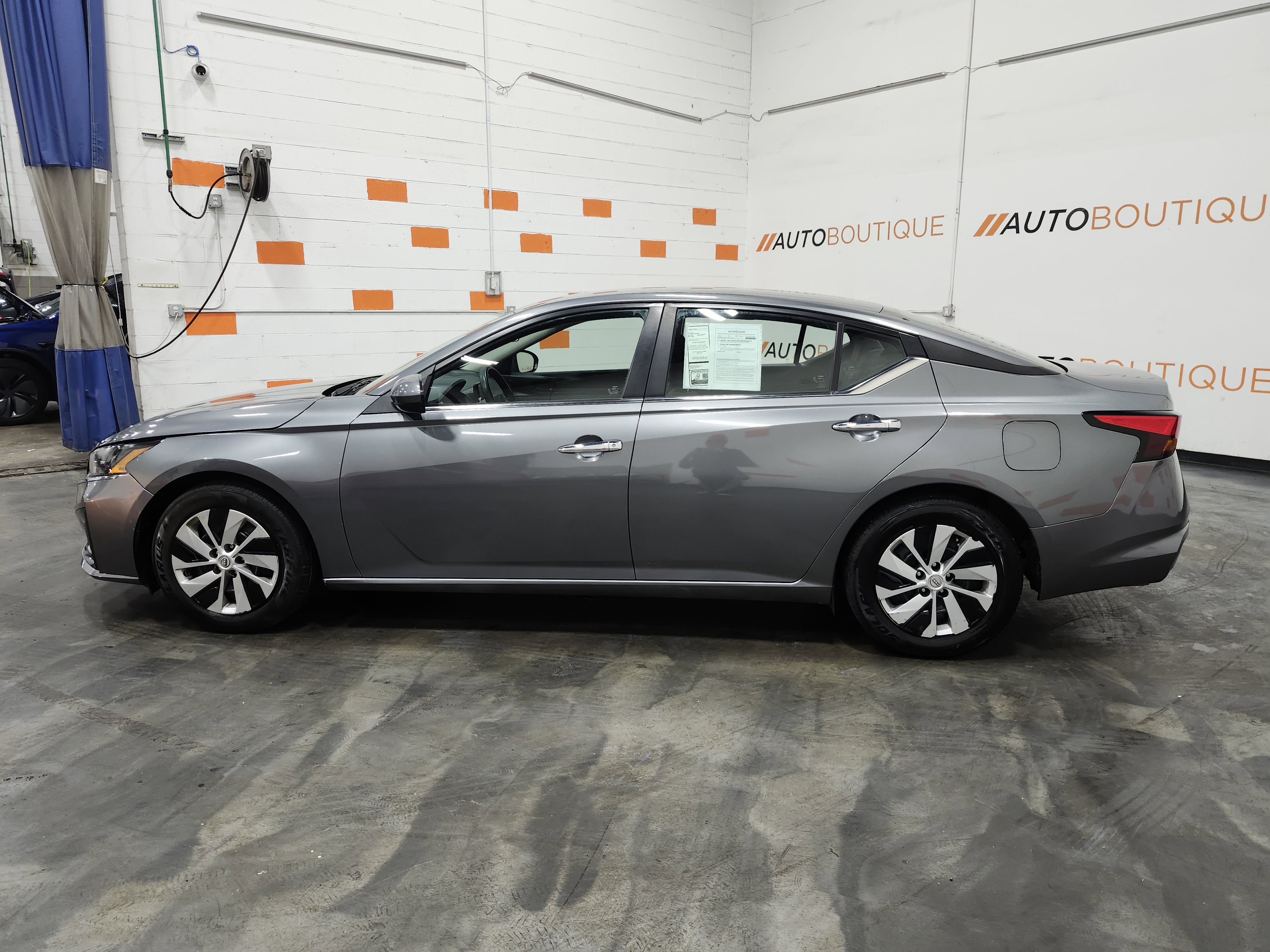Used 2023 Nissan Altima 2.5 S image 12