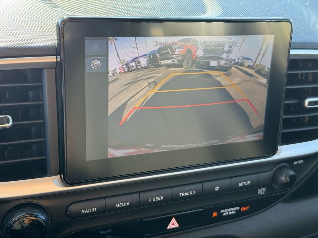 Used 2024 Hyundai Venue SE image 27