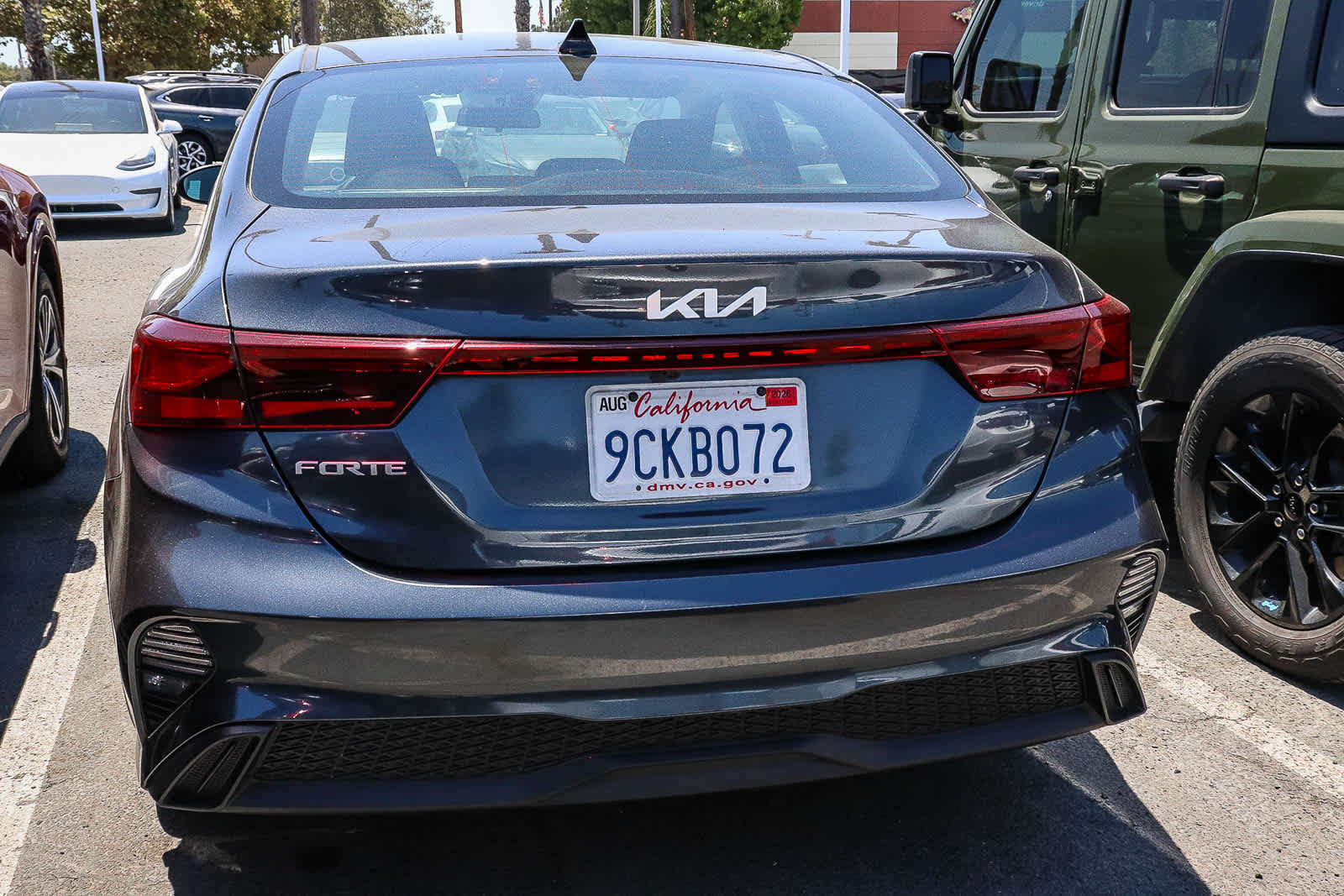 Used 2023 Kia Forte LXS FWD image 8