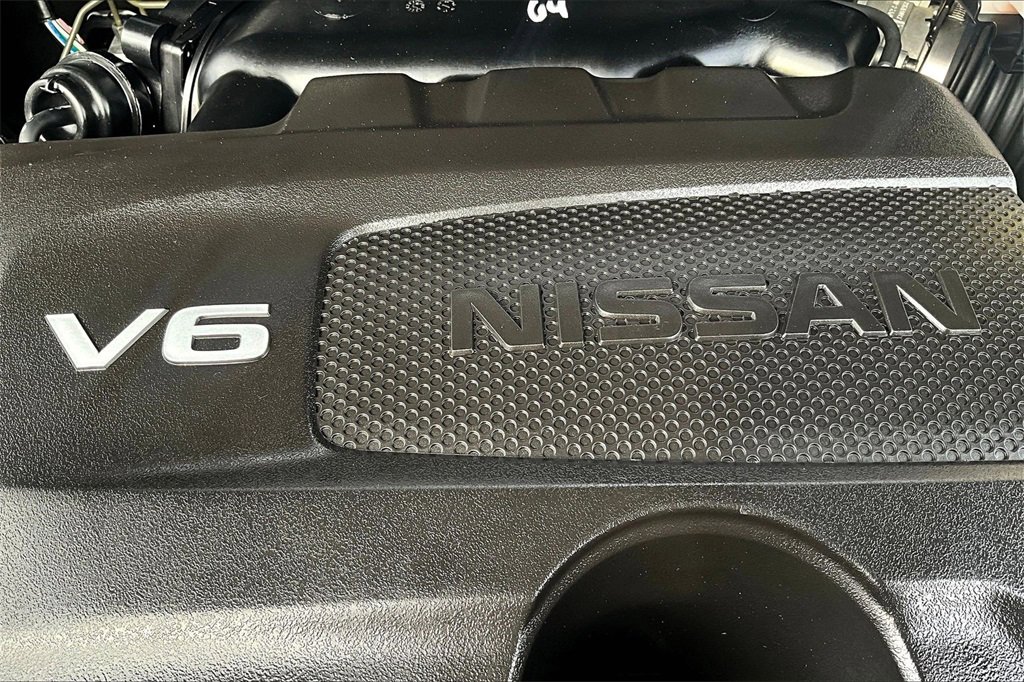 Used 2024 Nissan Pathfinder Platinum w/ Cargo Package image 34