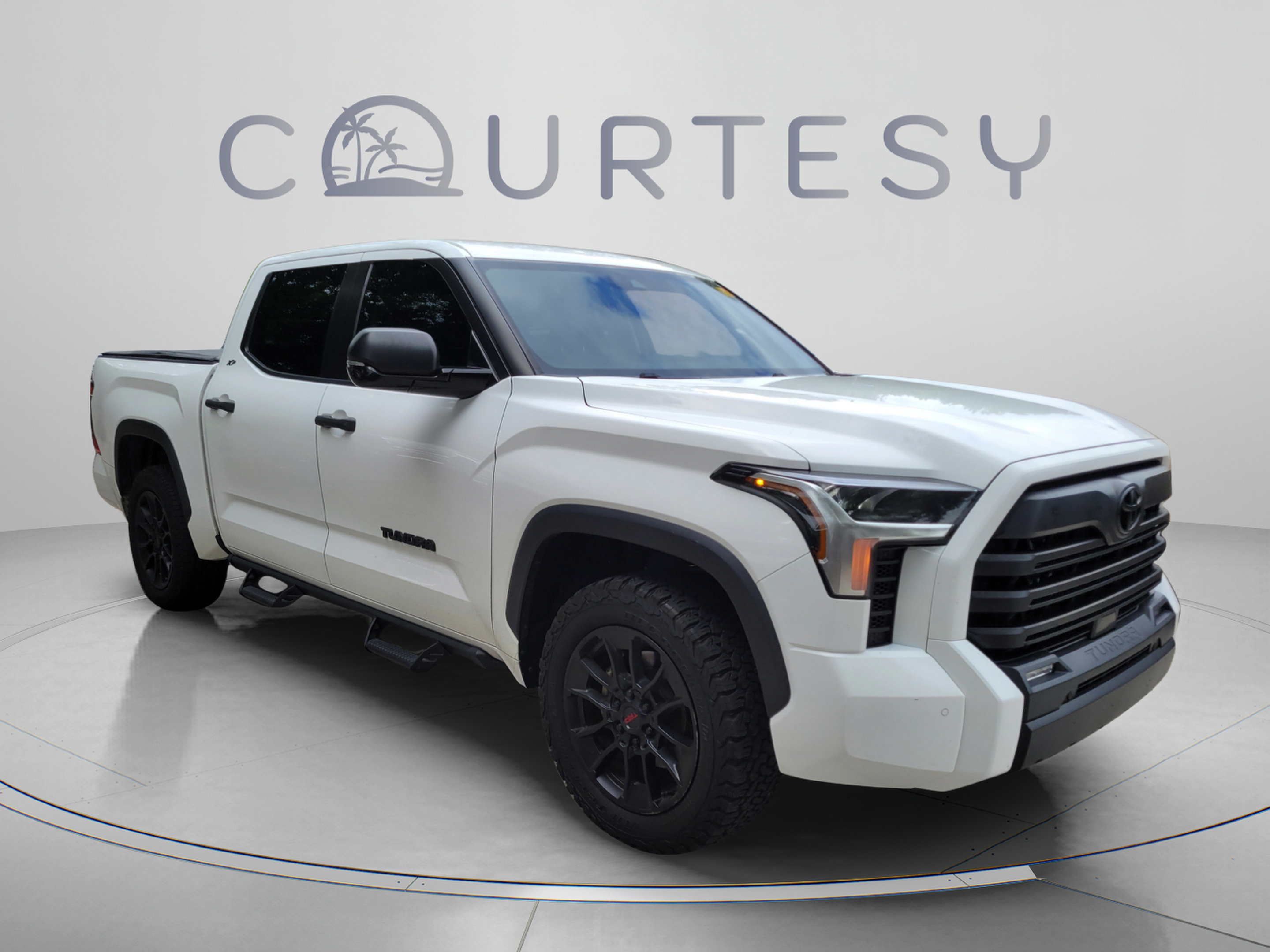 Used 2024 Toyota Tundra SR5 w/ SR5 Convenience Package RWD image 4
