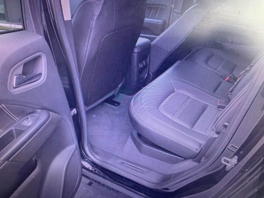 Used 2022 GMC Canyon Denali w/ Denali Black Edition Package image 8