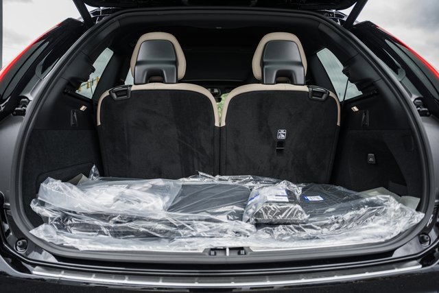 New 2026 Volvo XC90 B6 Plus image 9