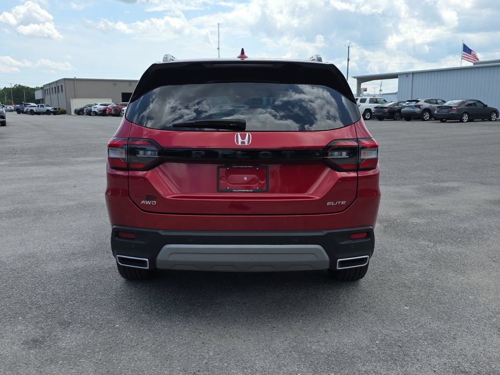Used 2025 Honda Pilot Elite image 7