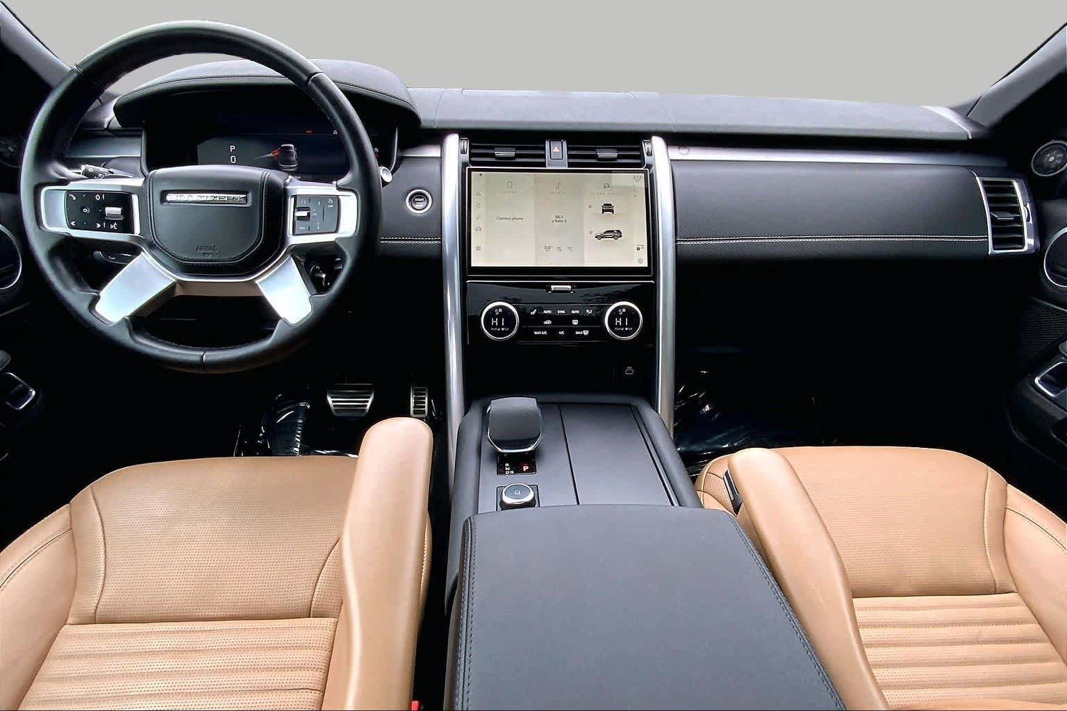 Used 2023 Land Rover Discovery HSE R-Dynamic AWD/4WD image 15