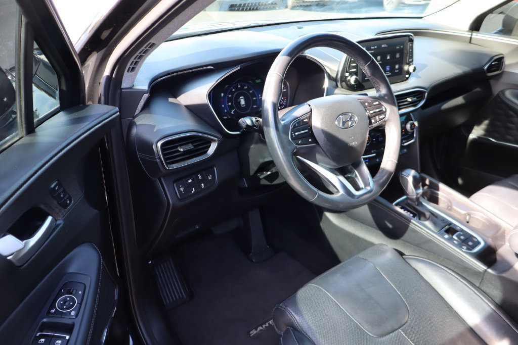 Used 2019 Hyundai Santa Fe AWD image 4
