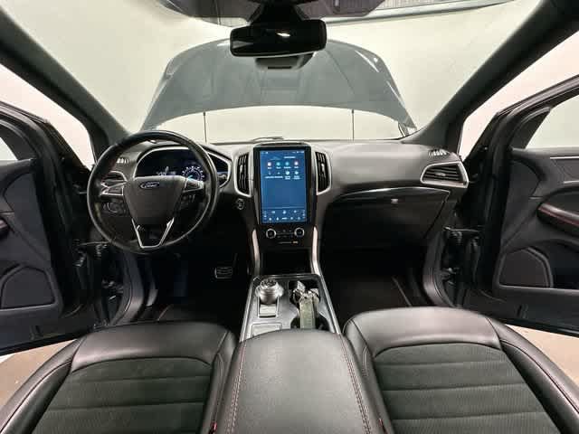 Used 2021 Ford Edge ST-Line AWD/4WD image 21