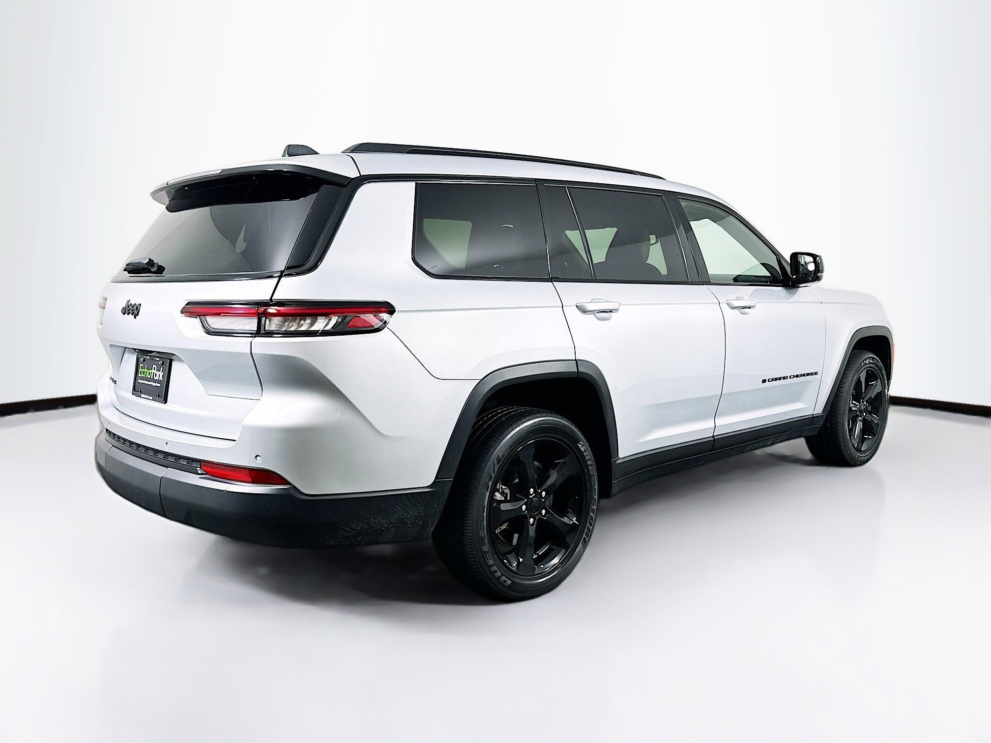 Used 2021 Jeep Grand Cherokee L Laredo image 9