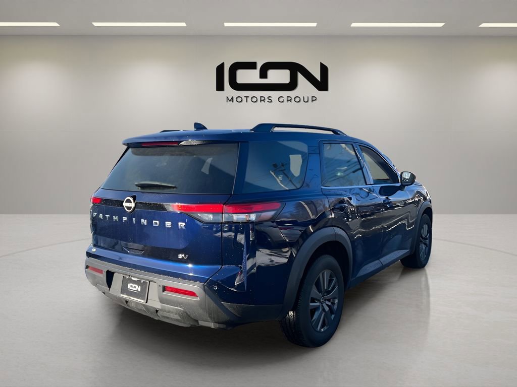 Used 2022 Nissan Pathfinder SV FWD image 5