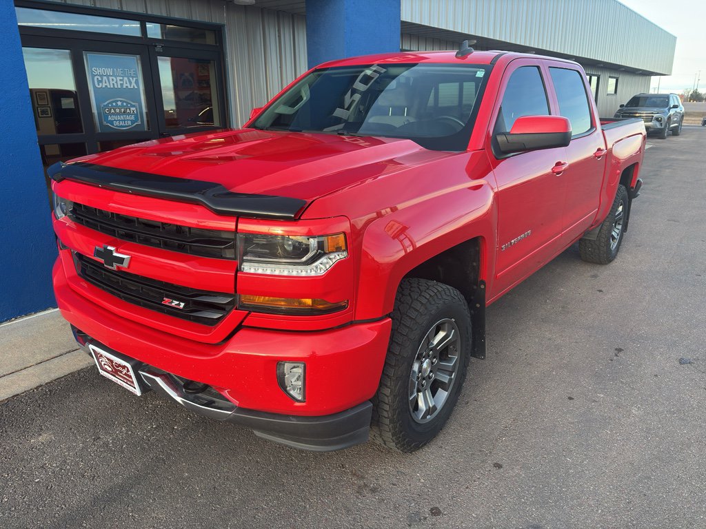Used 2018 Chevrolet Silverado 1500 LT w/ All Star Edition image 3