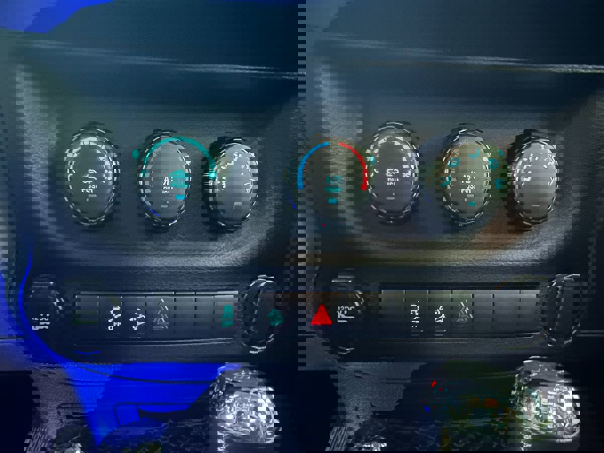 Used 2012 Jeep Wrangler Sport image 22