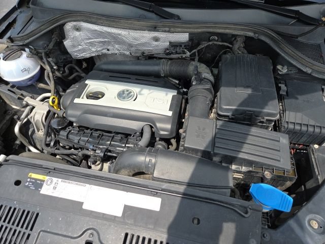 Used 2015 Volkswagen Tiguan R-Line FWD image 27
