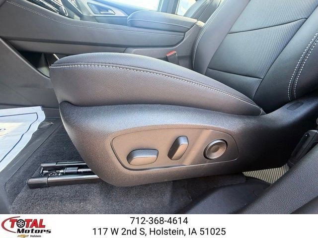New 2026 Chevrolet Traverse LT w/ Sun and Wheel Package AWD/4WD image 10