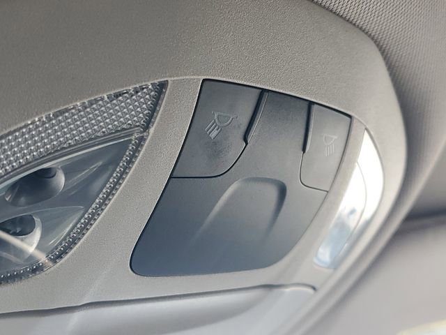 Used 2018 Chrysler Pacifica LX w/ Tire & Wheel Group image 30