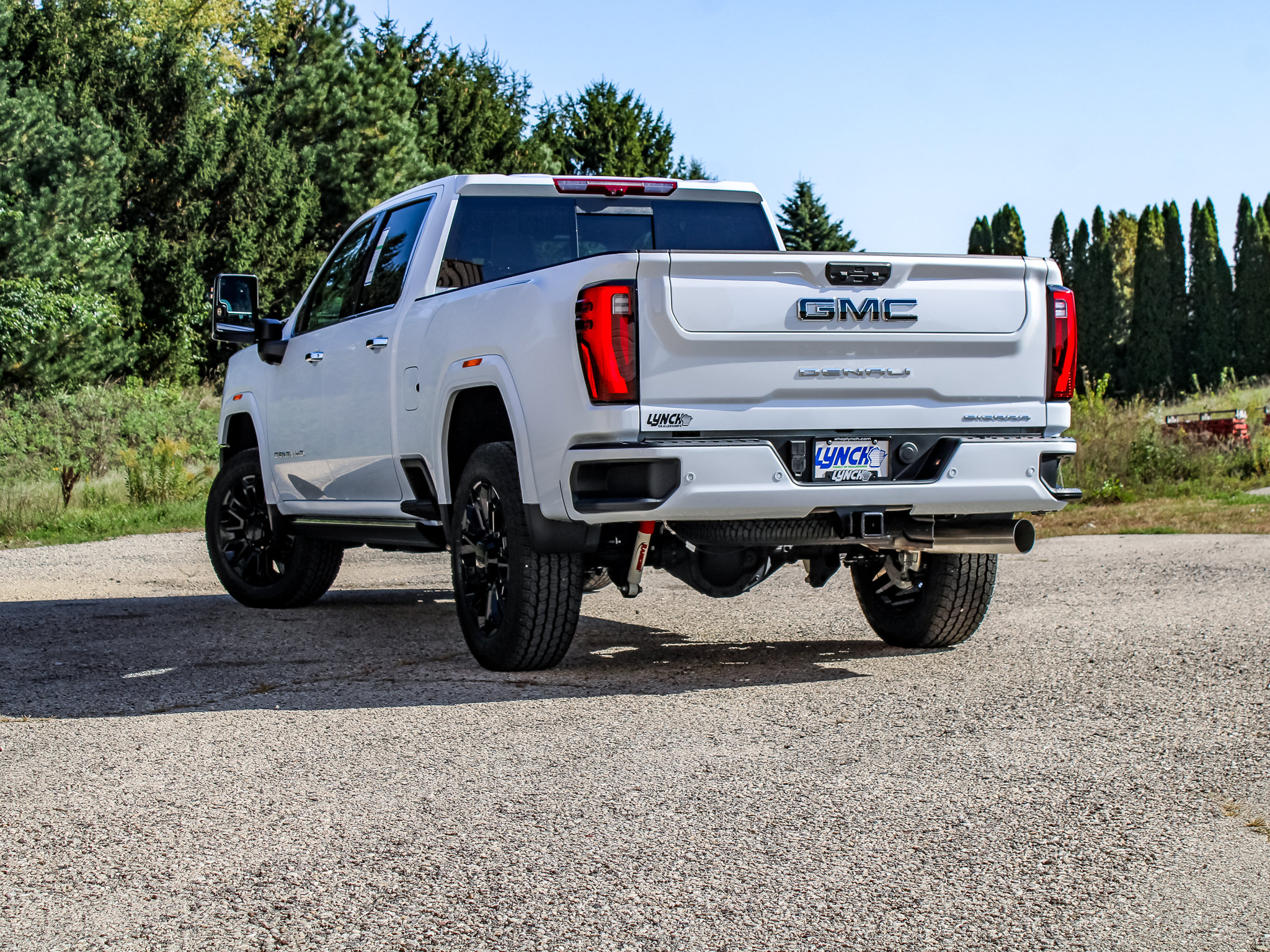 New 2026 GMC Sierra 2500 Denali Ultimate AWD/4WD image 8