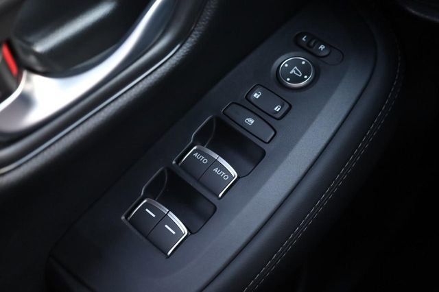 New 2026 Honda HR-V EX-L image 18