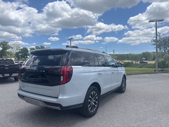 Used 2025 Ford Expedition Platinum AWD/4WD image 7