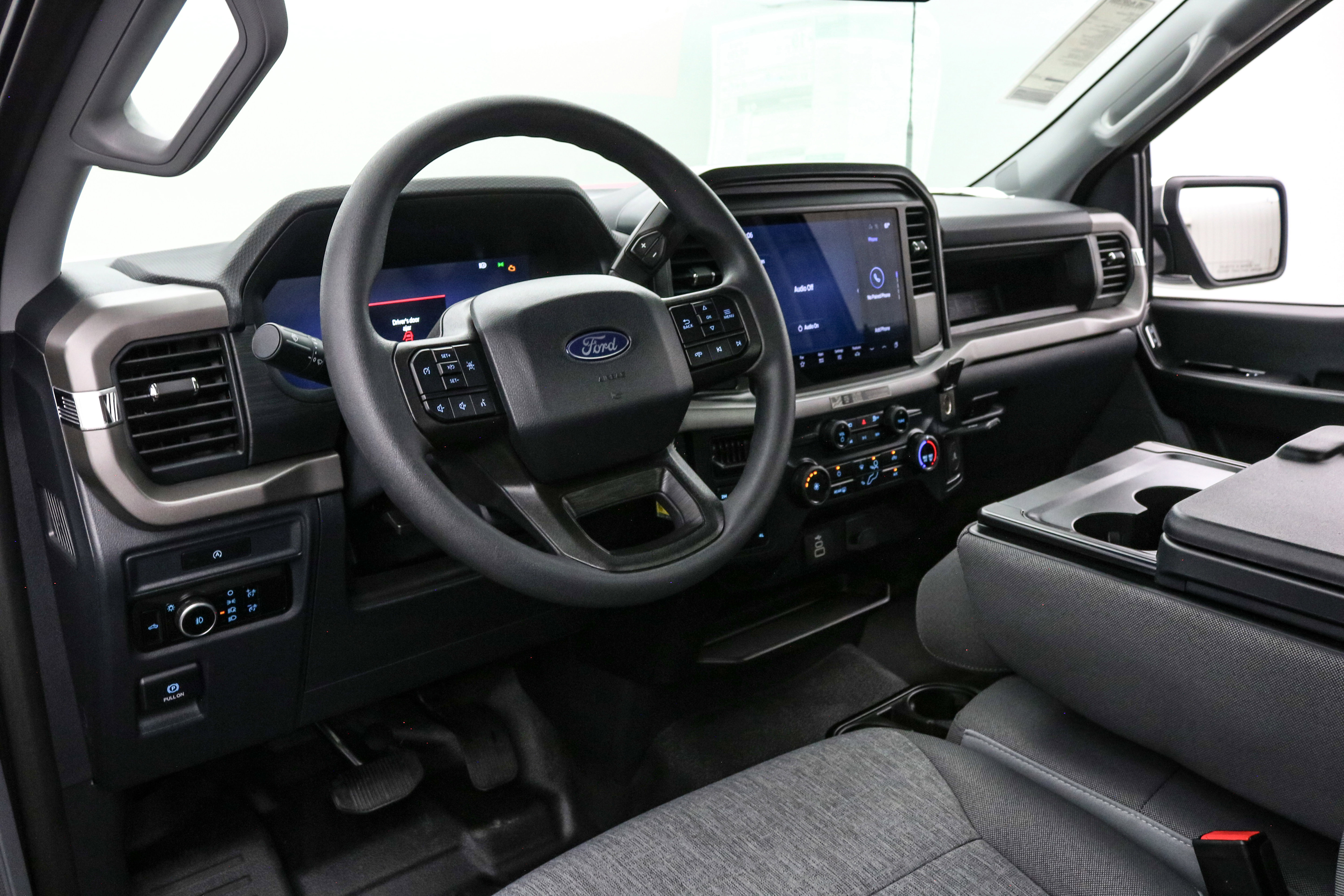 New 2025 Ford F150 XL w/ Equipment Group 103A High image 29