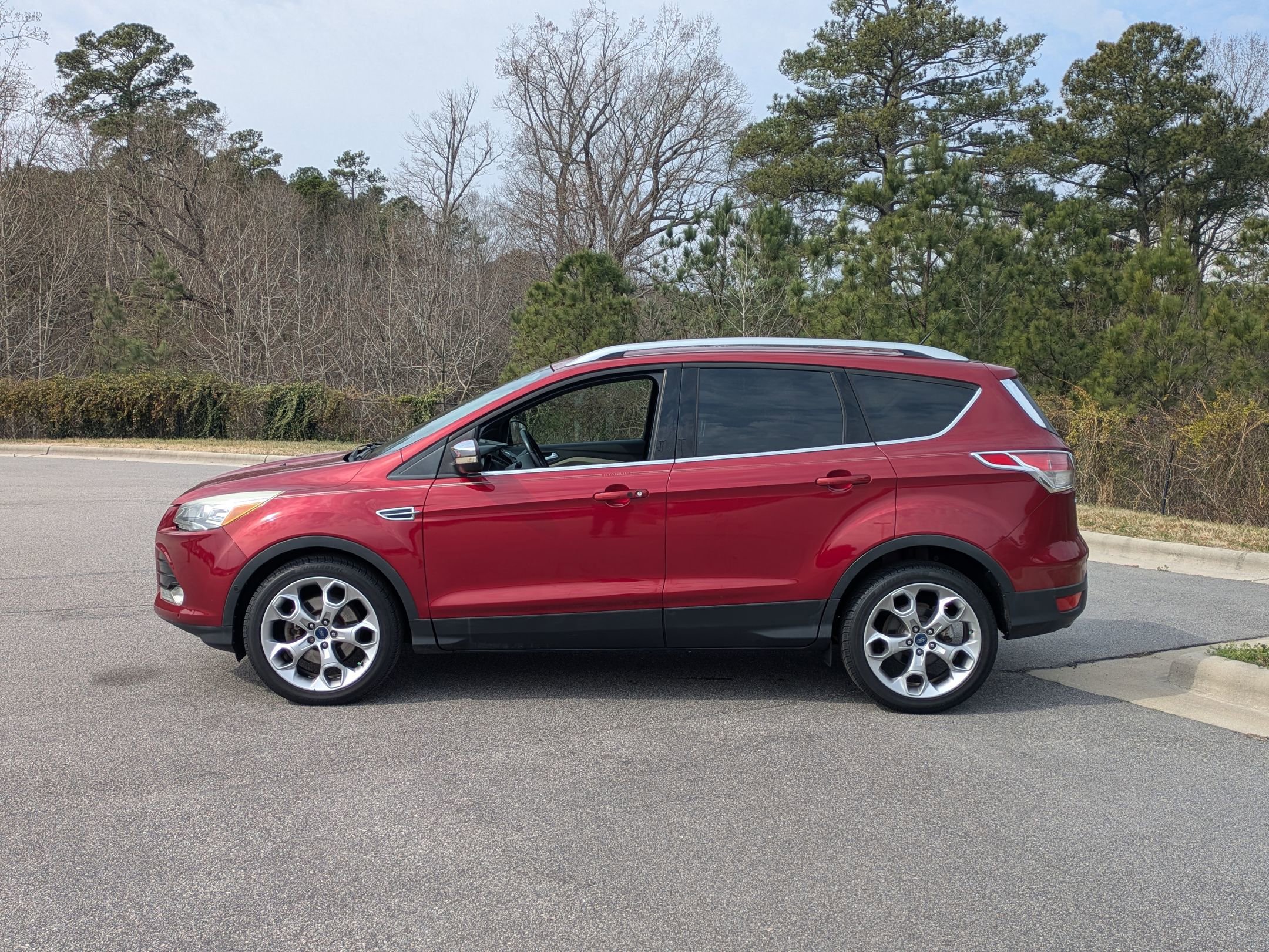 Used 2014 Ford Escape Titanium w/ Equipment Group 401A image 8