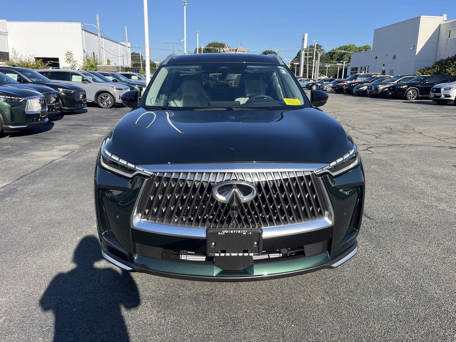 New 2026 INFINITI QX60 Luxe w/ Cargo Package image 8