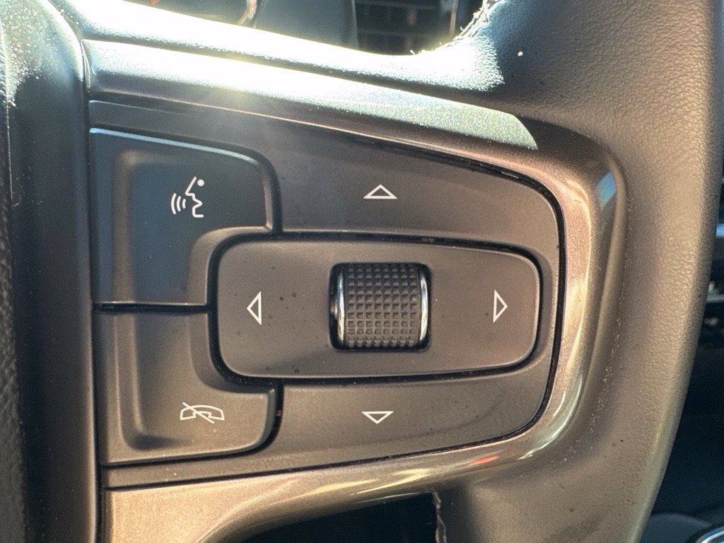 Used 2024 Chevrolet Silverado 1500 High Country w/ Technology Package AWD/4WD image 14