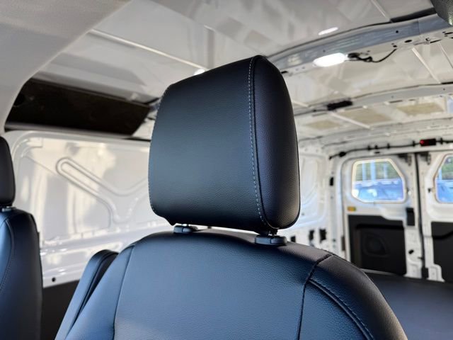 New 2024 Ford E-Transit Low Roof image 24