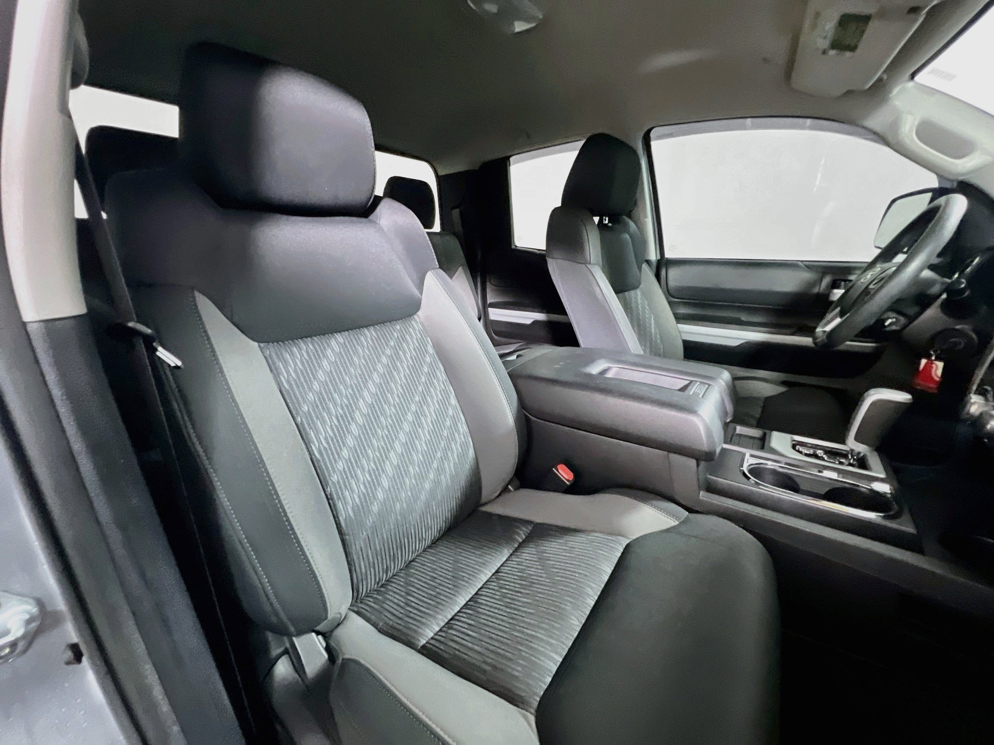Used 2021 Toyota Tundra SR5 RWD image 29