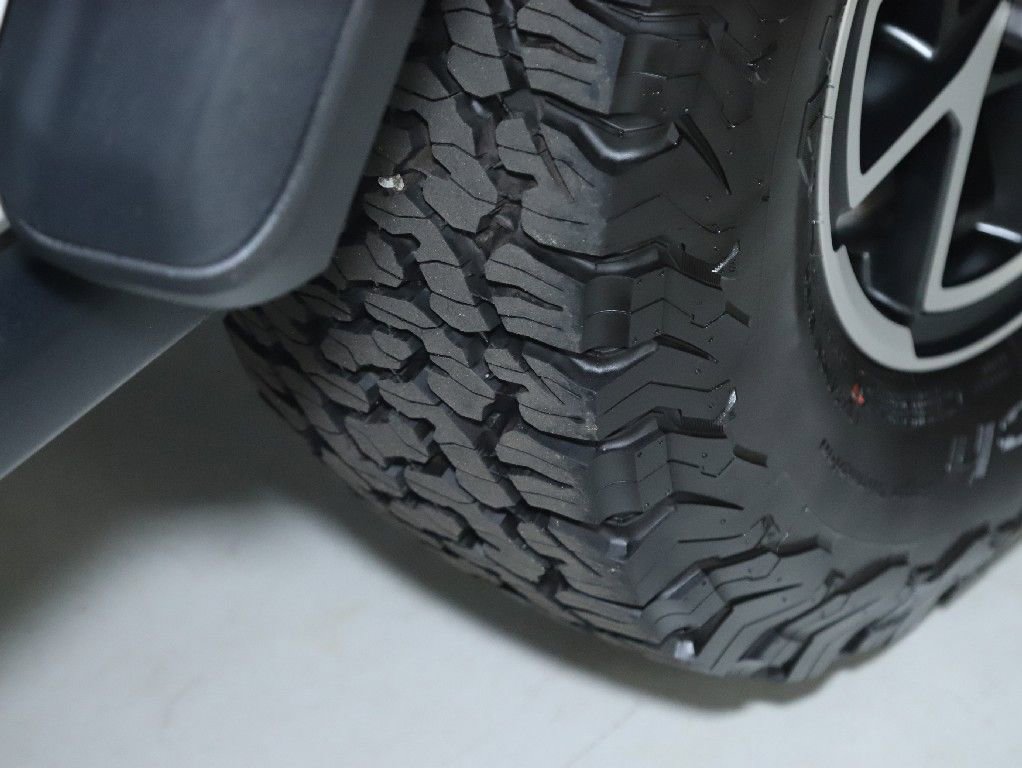 Used 2026 Jeep Wrangler Unlimited Rubicon w/ Technology Group AWD/4WD image 34