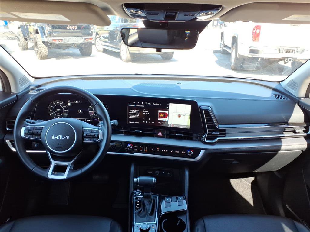 Used 2024 Kia Sportage SX image 21