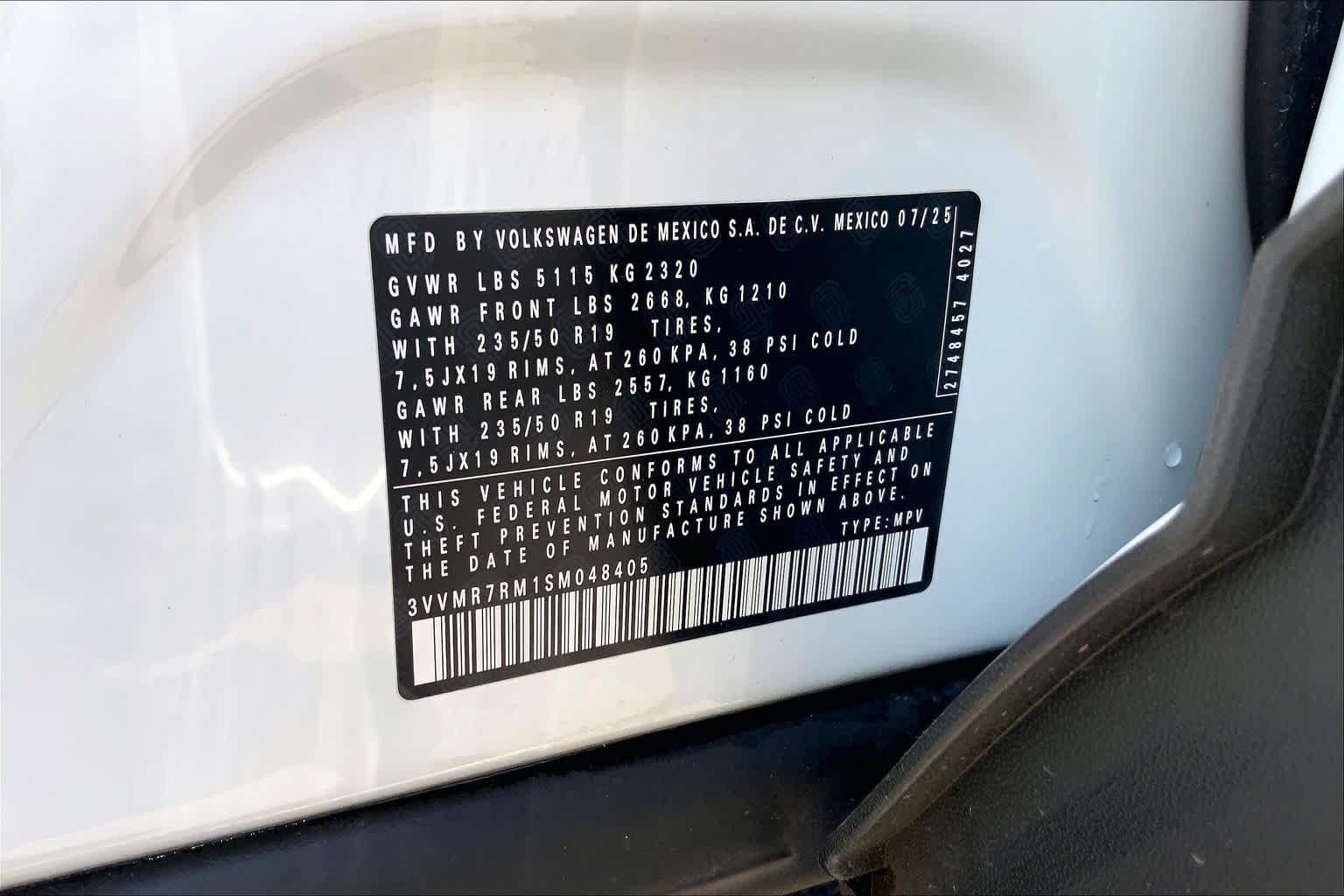 Certified 2025 Volkswagen Tiguan SE AWD/4WD image 20