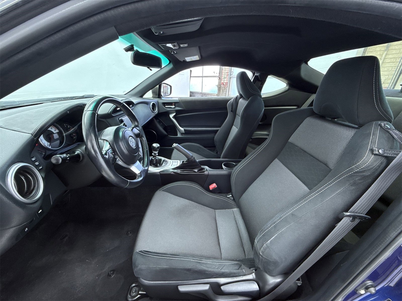 Used 2017 Toyota 86 image 11