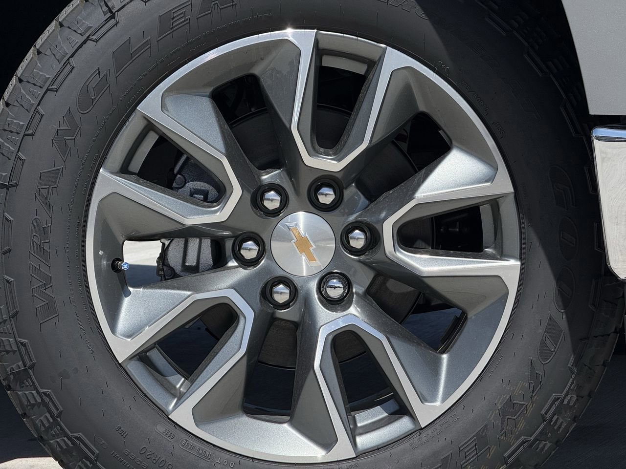 New 2026 Chevrolet Silverado 1500 LT image 9