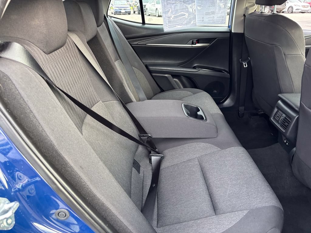 Used 2025 Toyota Camry LE FWD image 38