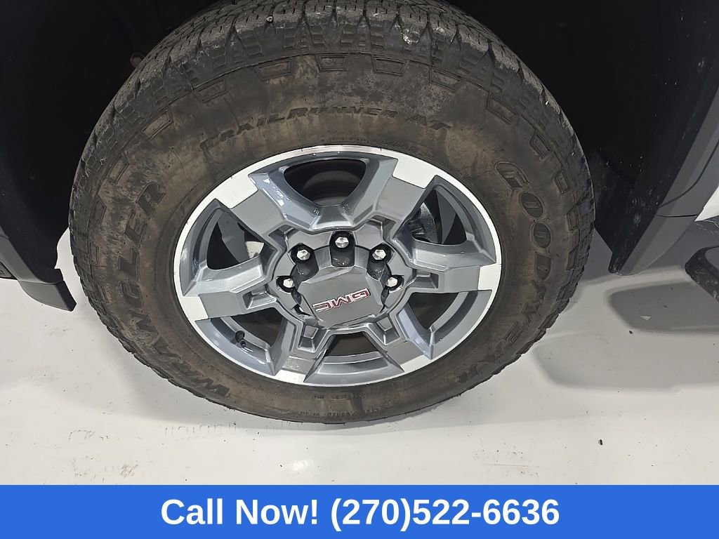 Used 2025 GMC Sierra 2500 SLE w/ Max Trailering Package image 4