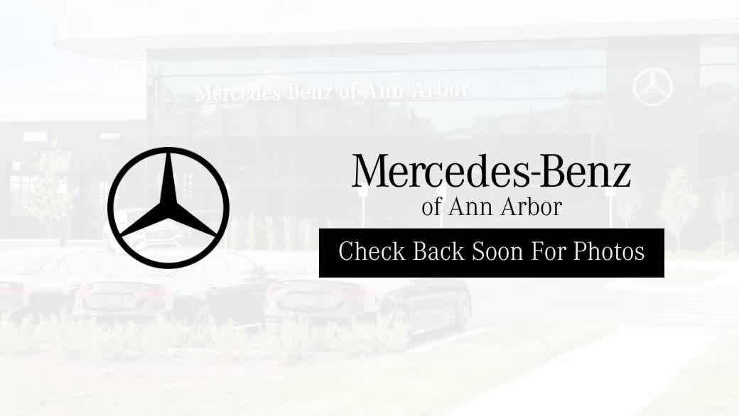 Used 2023 Mercedes-Benz GLC 300 4MATIC image 1