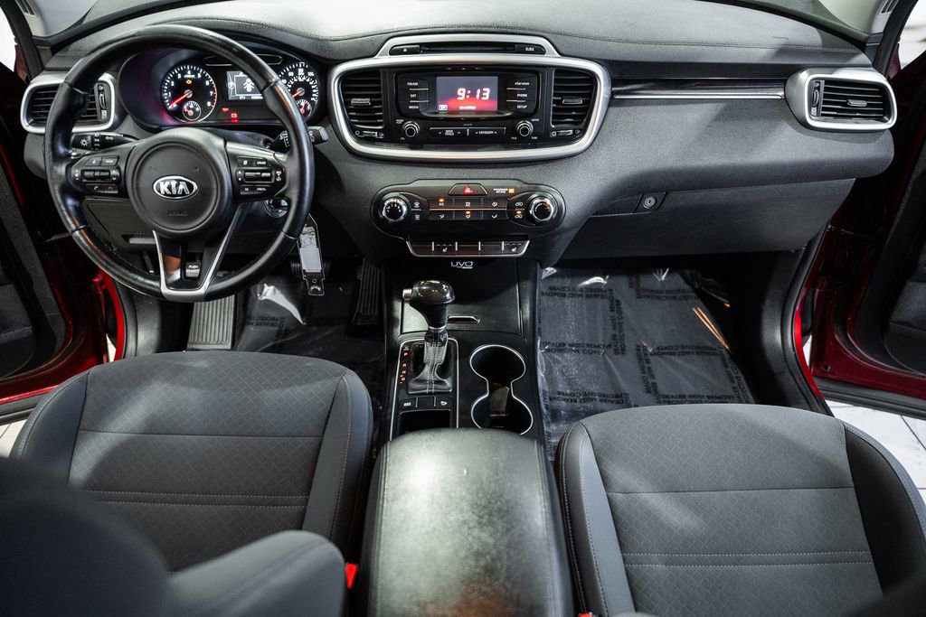 Used 2016 Kia Sorento LX w/ LX Convenience Package image 23