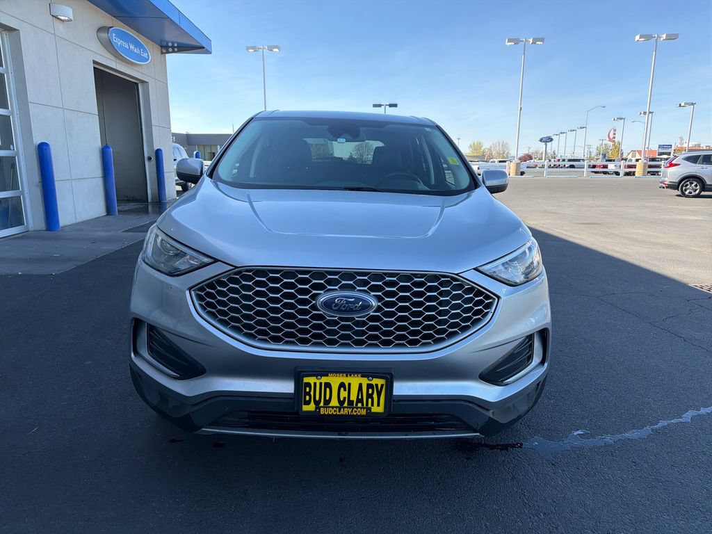 Used 2023 Ford Edge SEL AWD/4WD image 8