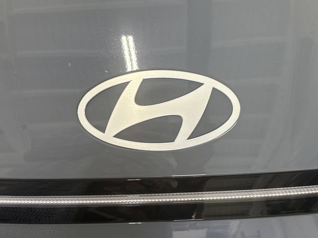Certified 2025 Hyundai Sonata Limited FWD image 37