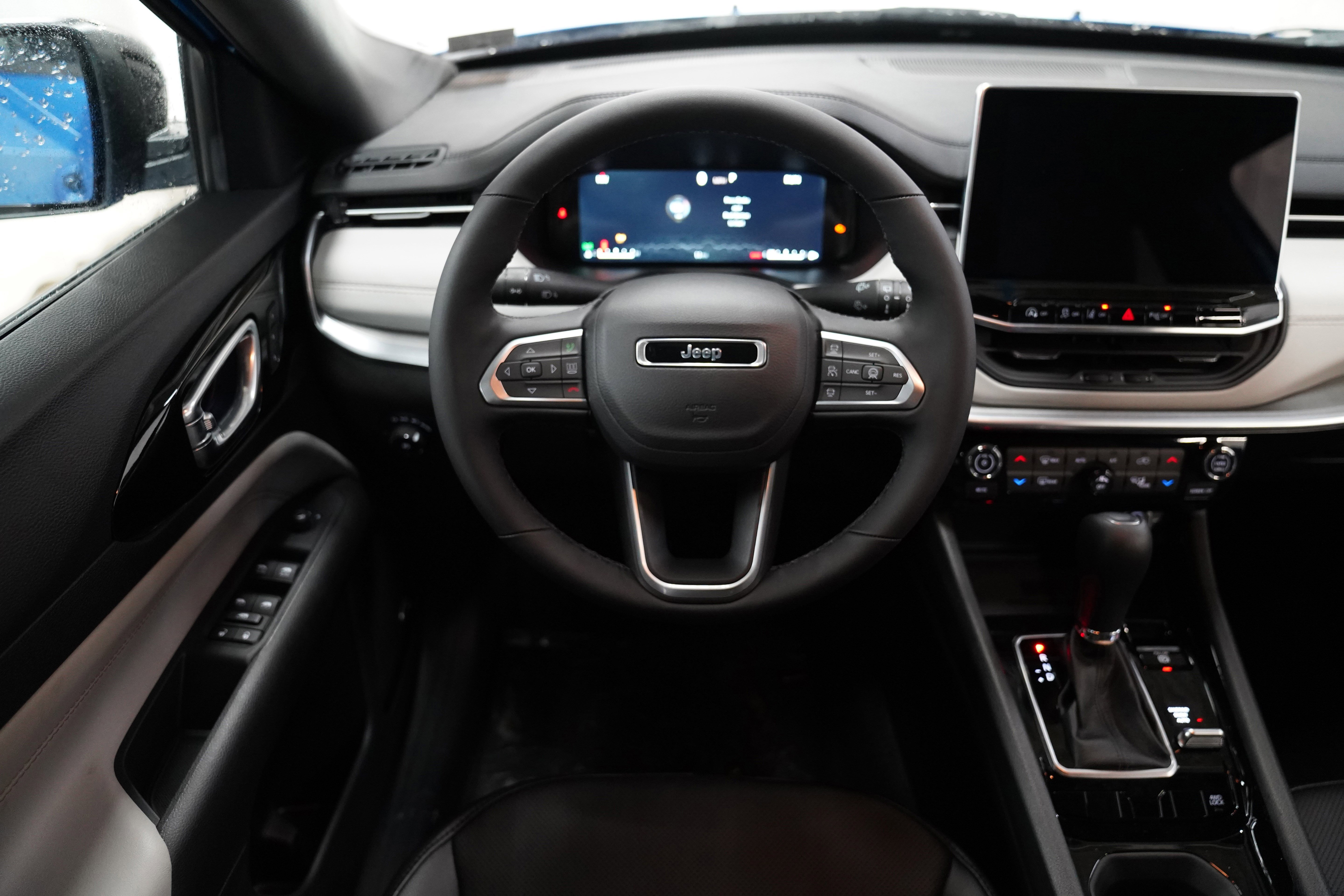 New 2025 Jeep Compass Limited w/ Elite Group image 12