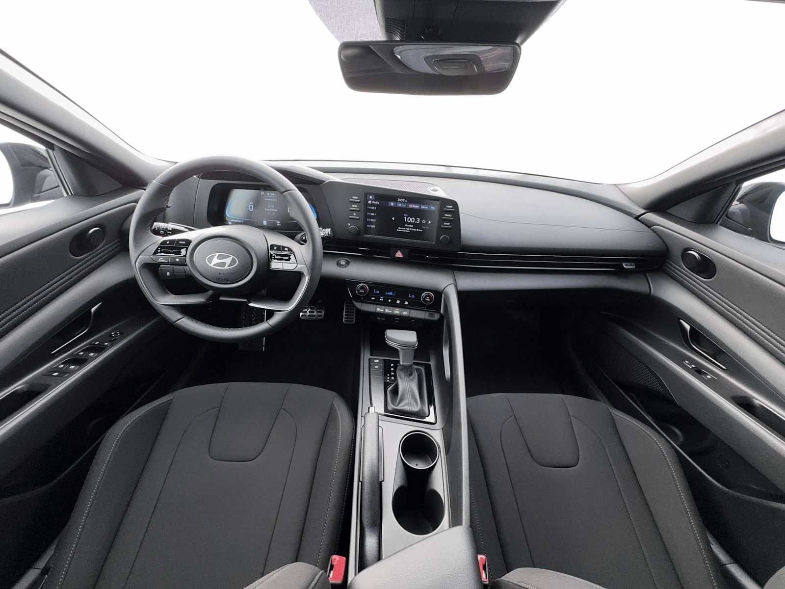 New 2026 Hyundai Elantra SEL Sport FWD image 13