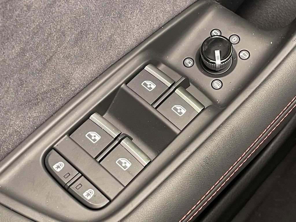 New 2026 Audi SQ8 Prestige image 38